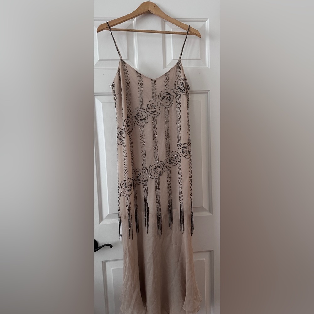 Gorgeous “bisque” colored dress with matching scarf.